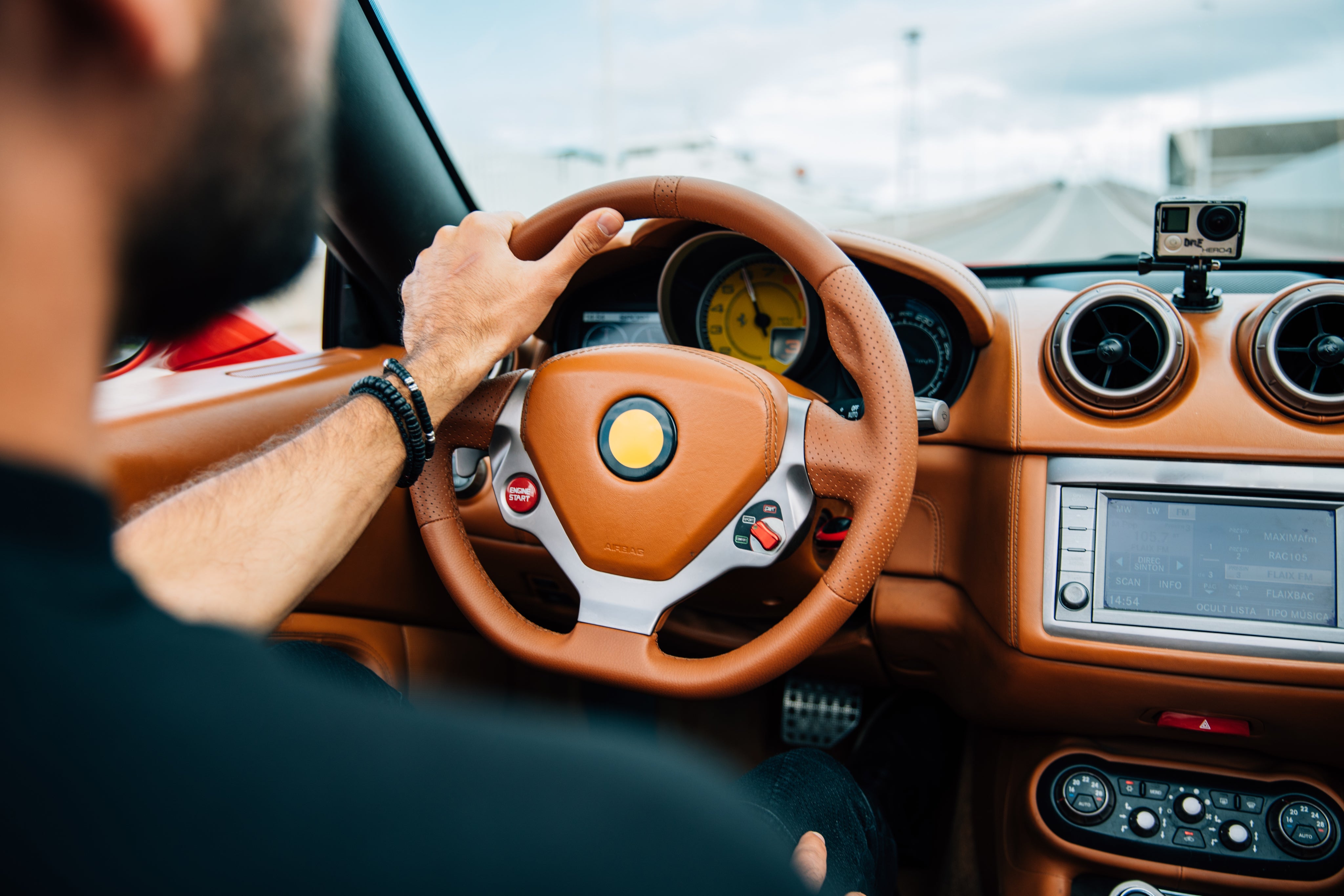 files/man-driving-in-car-interior.jpg